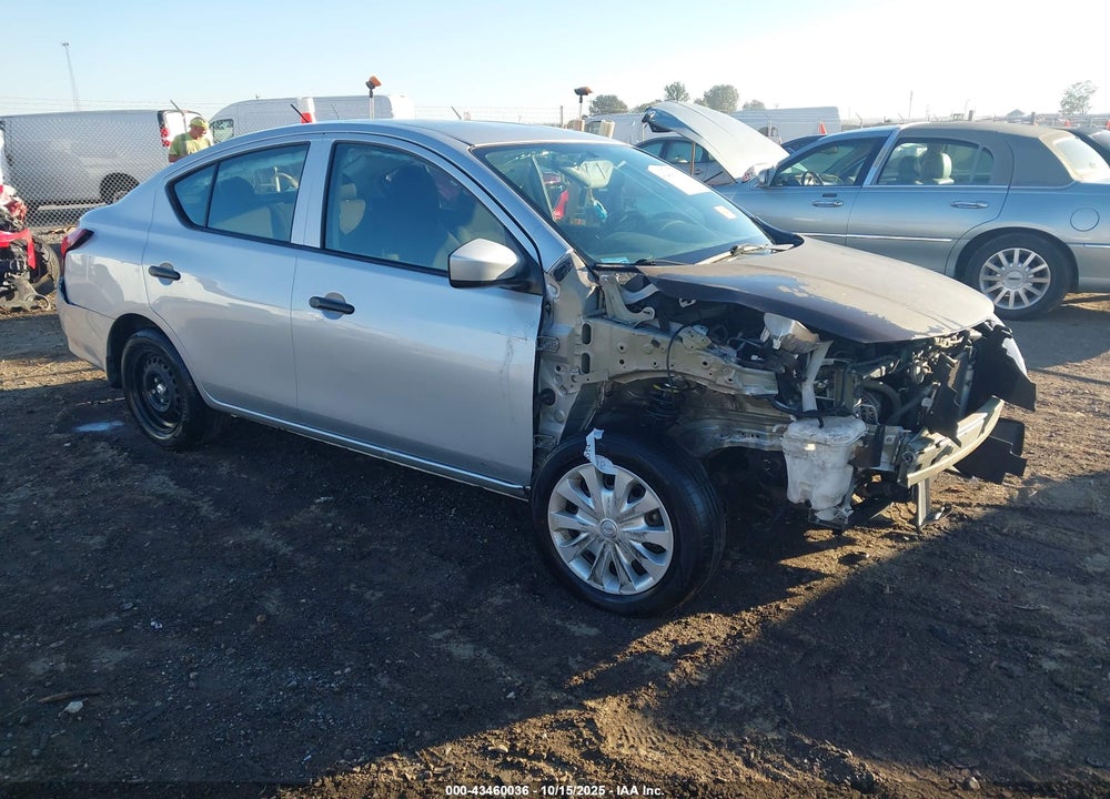 2016 NISSAN VERSA 1.6 S+ VIN: 3N1CN7AP2GL867550