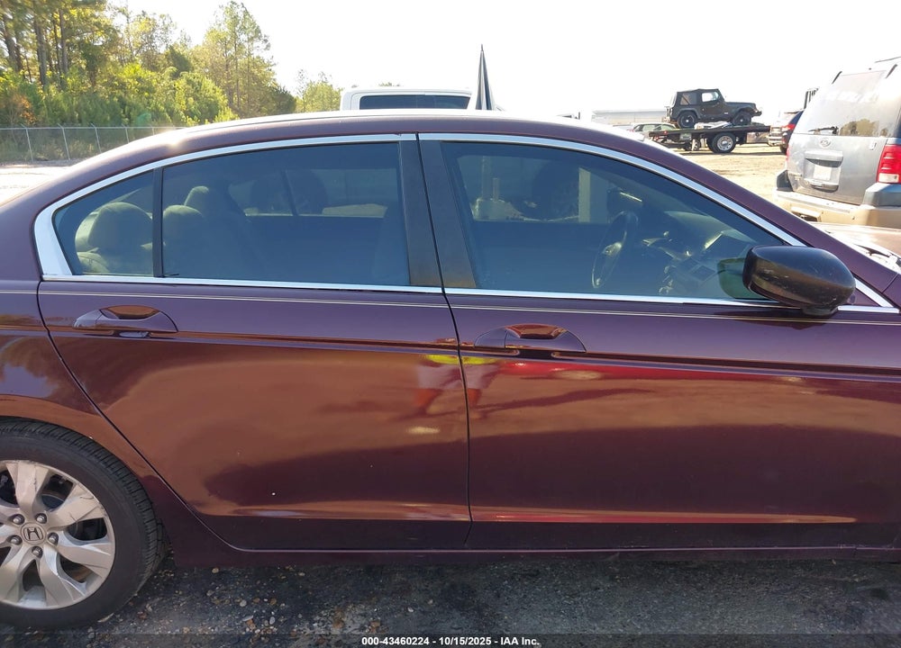 2010 HONDA ACCORD 2.4 LX VIN: 1HGCP2F38AA056478
