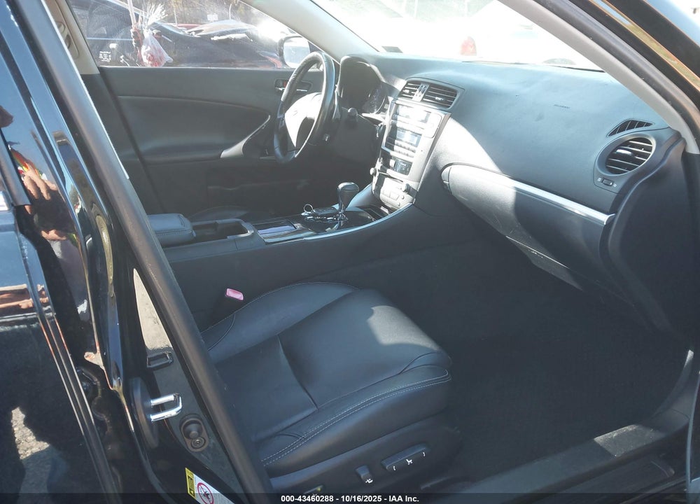 2012 LEXUS IS 250 VIN: JTHBF5C23C5173552