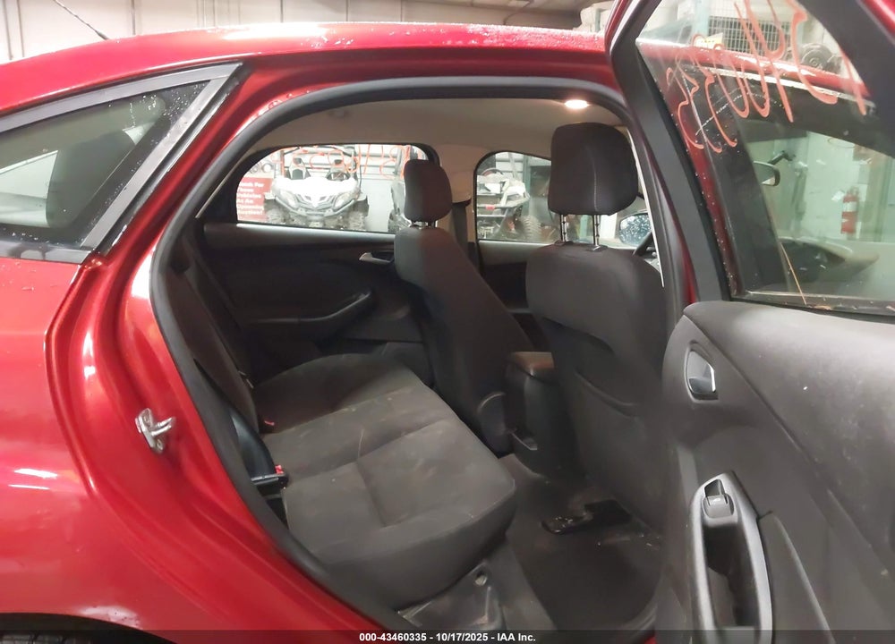 2018 FORD FOCUS SE VIN: 1FADP3F20JL283884