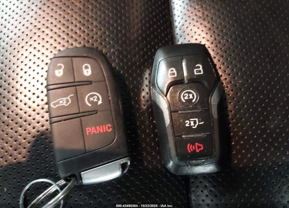 2019 JEEP GRAND CHEROKEE OVERLAND 4X4 VIN: 1C4RJFCG0KC529756