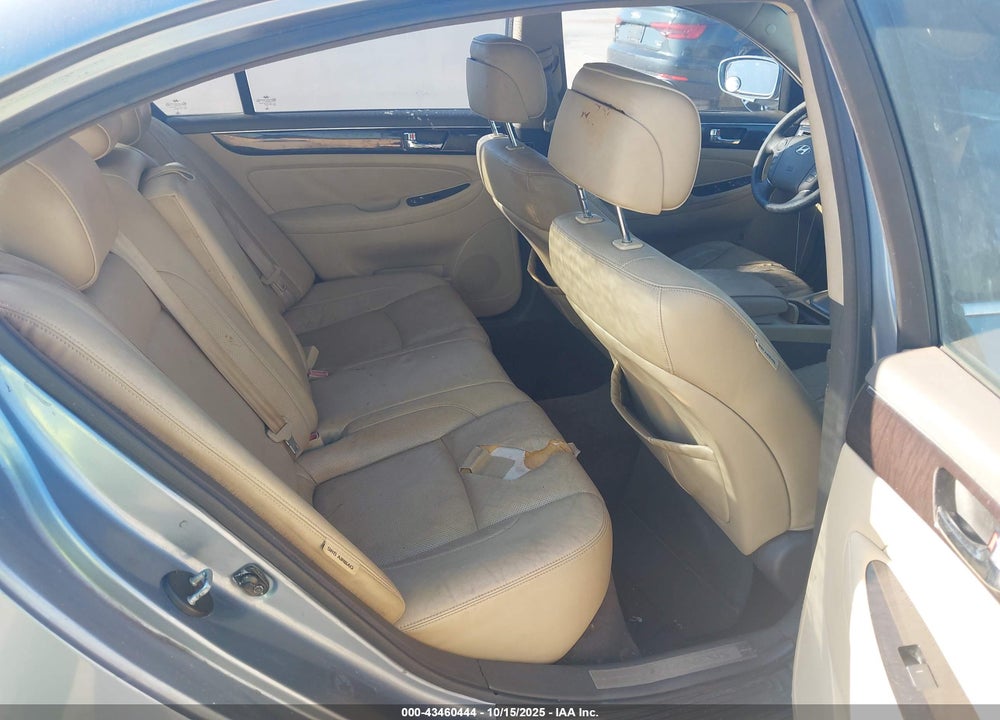 2011 HYUNDAI GENESIS 3.8 VIN: KMHGC4DE1BU132825