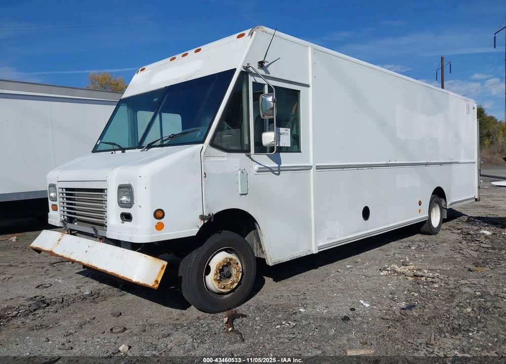 2007 FREIGHTLINER CHASSIS M LINE WALK-IN VAN VIN: 4UZAARBW37CY18785