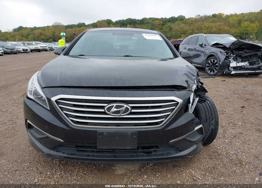 2016 HYUNDAI SONATA SE VIN: 5NPE24AFXGH324516