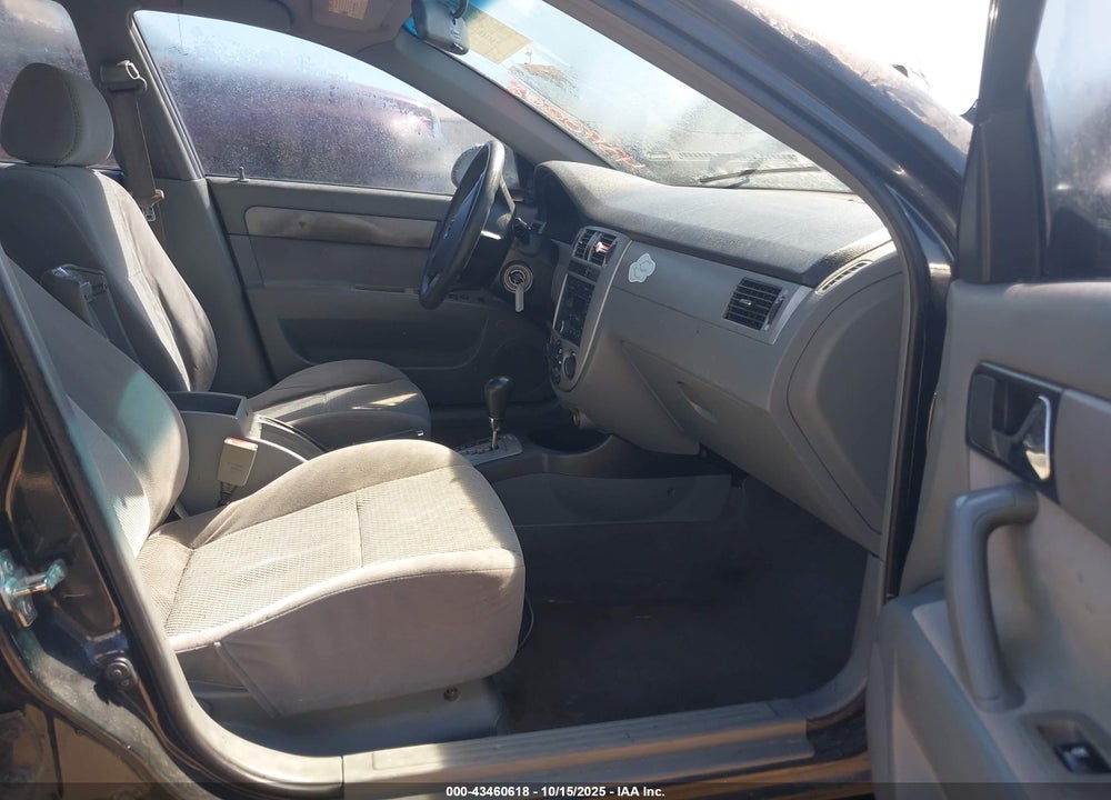 2008 SUZUKI FORENZA VIN: KL5JD56Z78K755275