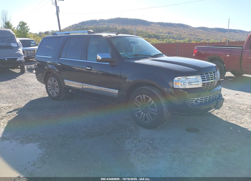2008 LINCOLN NAVIGATOR VIN: 5LMFU28578LJ15823