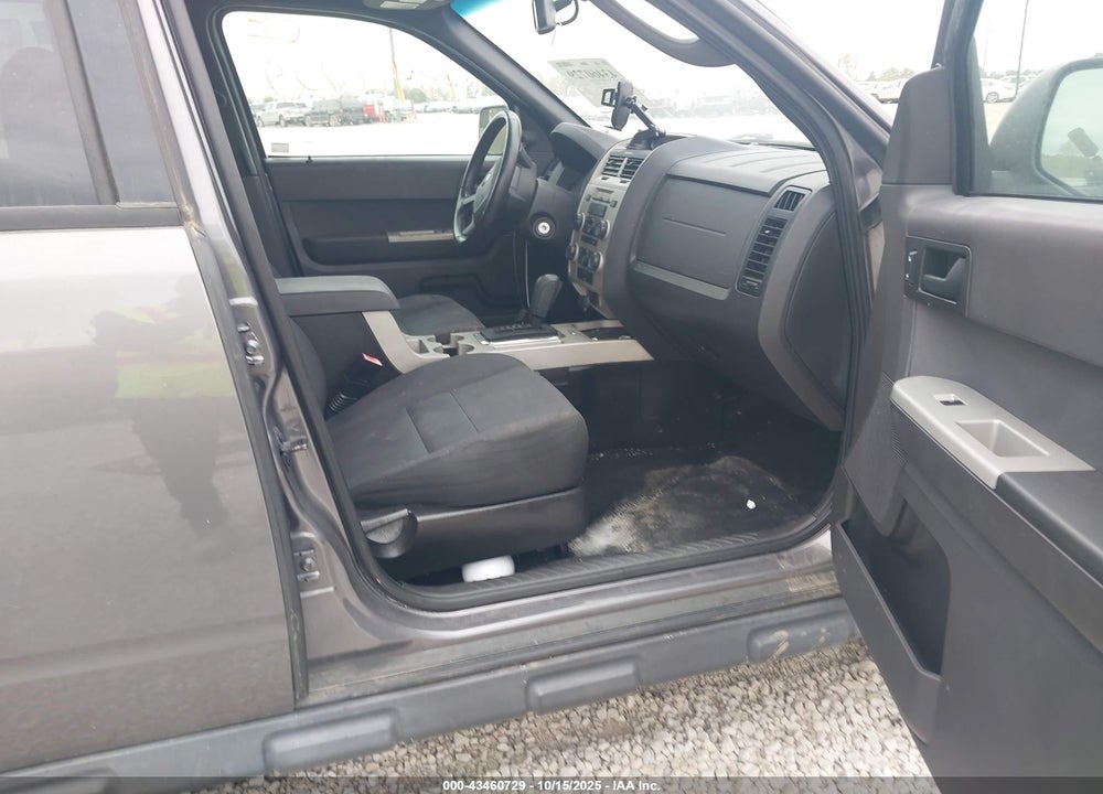 2011 FORD ESCAPE VIN: 1FMCU9DG1BKC03396