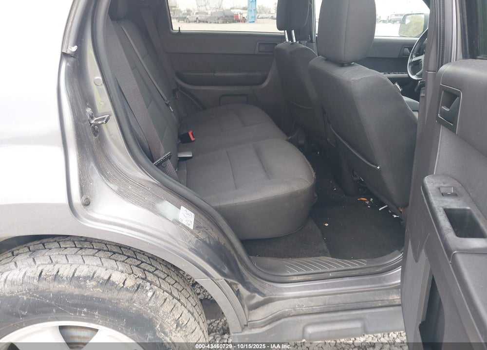 2011 FORD ESCAPE VIN: 1FMCU9DG1BKC03396
