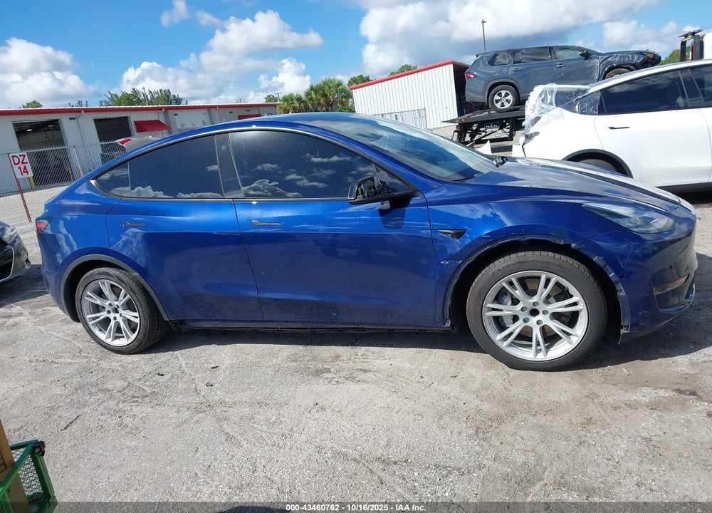 2021 TESLA MODEL Y STANDARD RANGE REAR-WHEEL DRIVE VIN: 5YJYGDED2MF114610