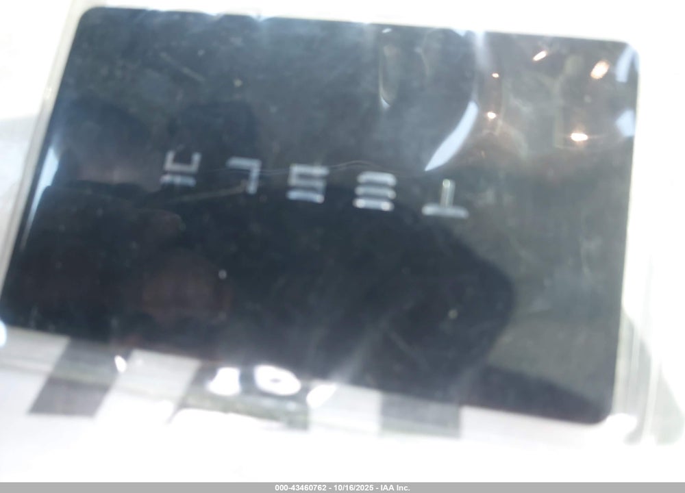 2021 TESLA MODEL Y STANDARD RANGE REAR-WHEEL DRIVE VIN: 5YJYGDED2MF114610