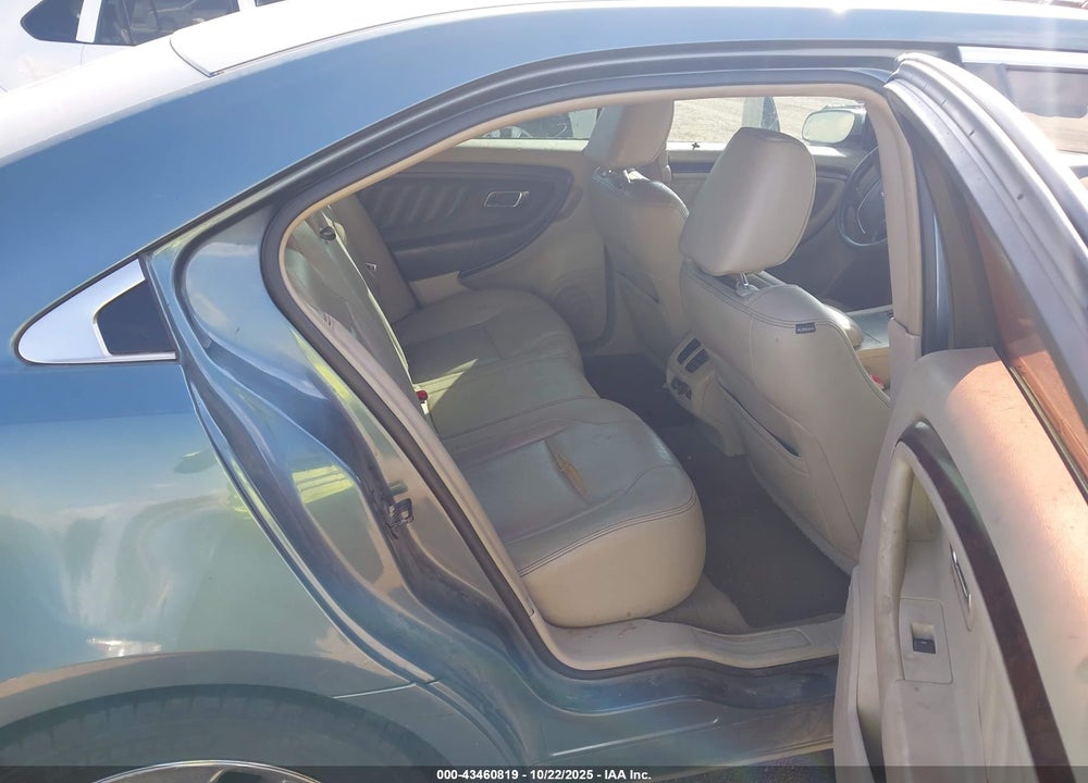 2010 FORD TAURUS VIN: 1FAHP2FW4AG127337