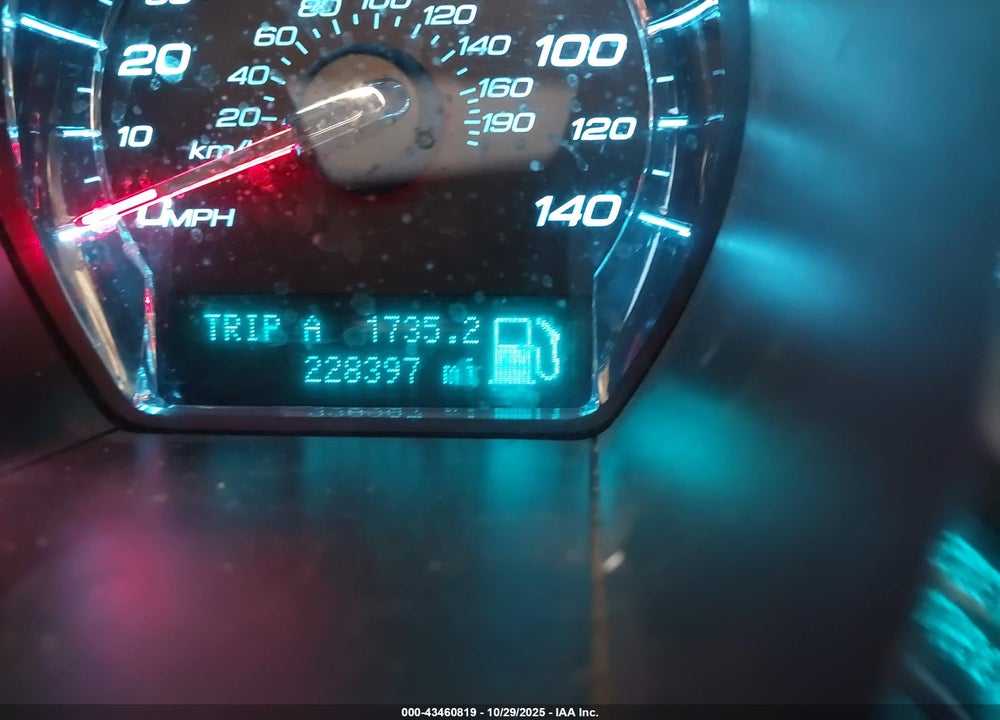 2010 FORD TAURUS VIN: 1FAHP2FW4AG127337