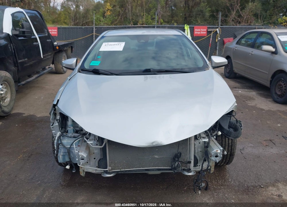 2019 TOYOTA COROLLA LE VIN: 2T1BURHE8KC240259