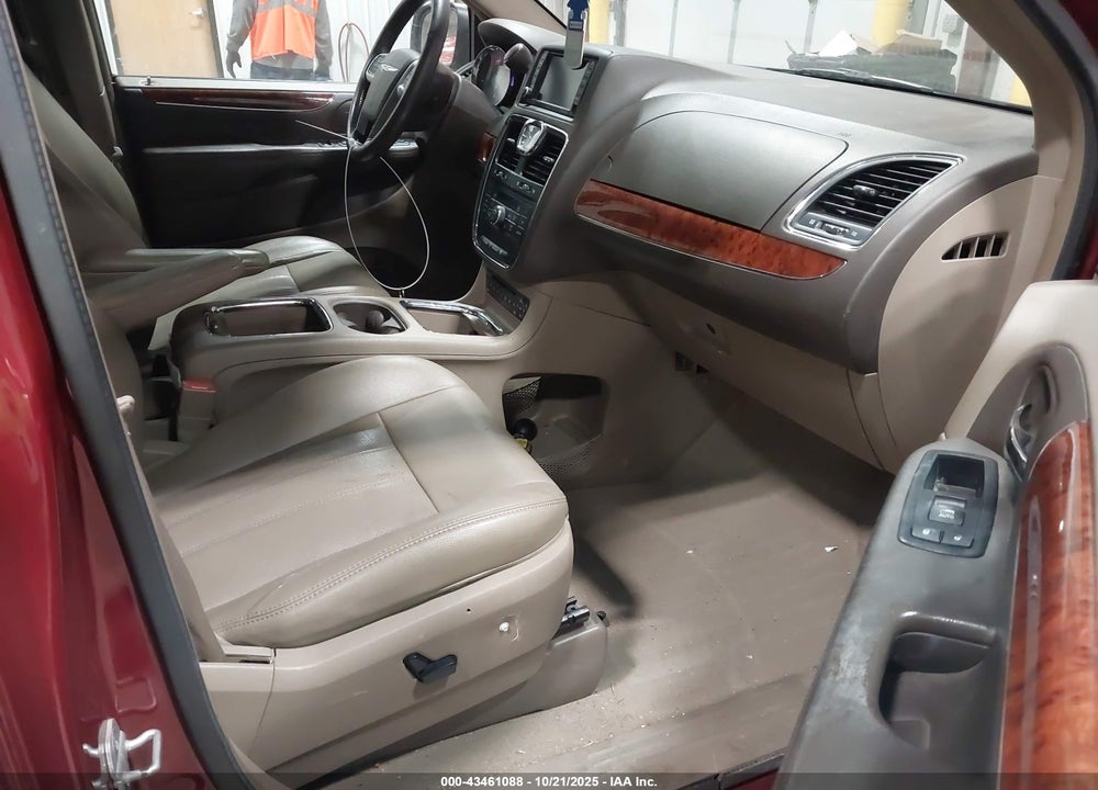 2013 CHRYSLER TOWN & COUNTRY TOURING-L VIN: 2C4RC1CG9DR537569
