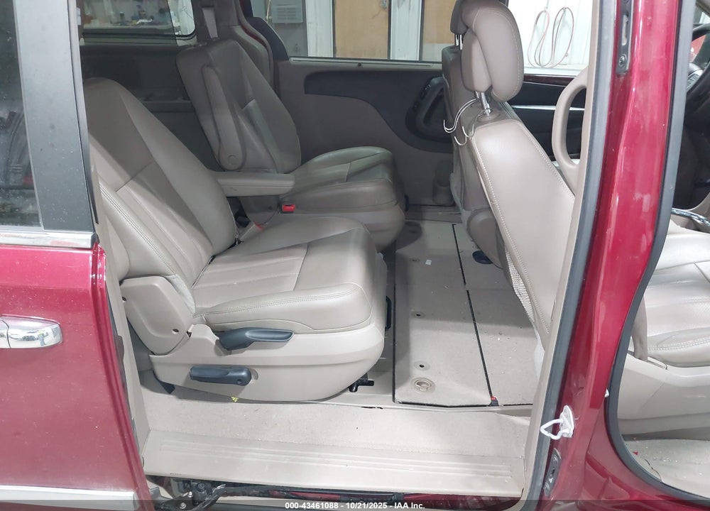 2013 CHRYSLER TOWN & COUNTRY TOURING-L VIN: 2C4RC1CG9DR537569