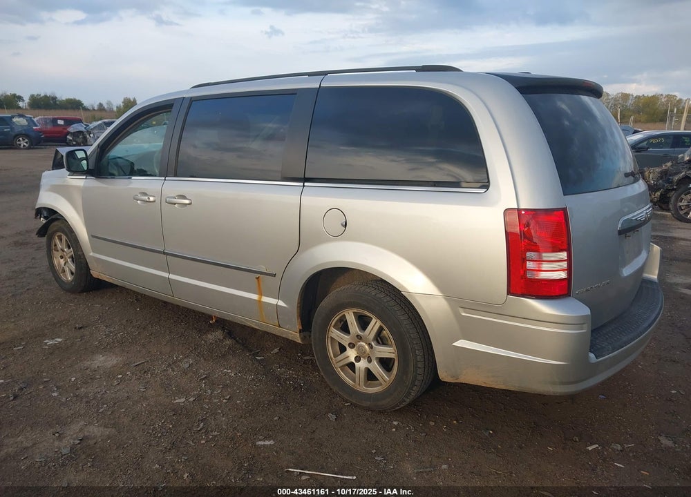 2010 CHRYSLER TOWN & COUNTRY TOURING VIN: 2A4RR5D16AR304657