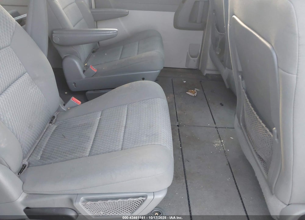2010 CHRYSLER TOWN & COUNTRY TOURING VIN: 2A4RR5D16AR304657