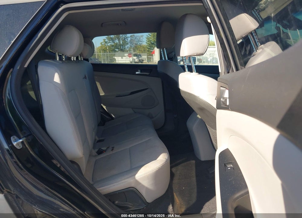 2019 HYUNDAI TUCSON VALUE VIN: KM8J3CA44KU029796