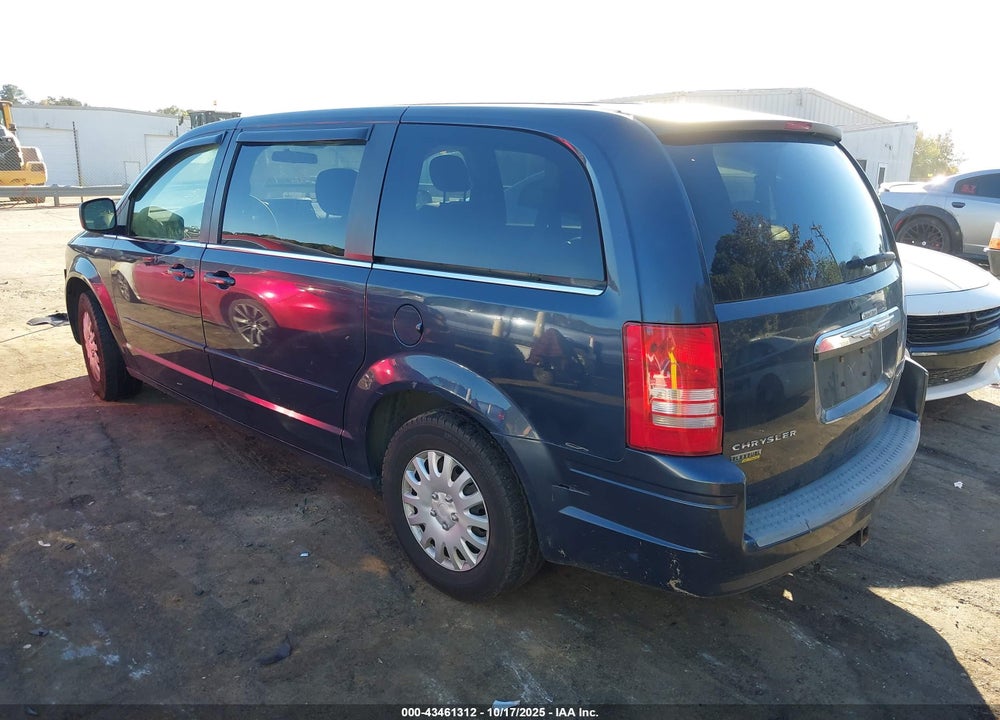 2009 CHRYSLER TOWN & COUNTRY LX VIN: 2A8HR44E79R549079