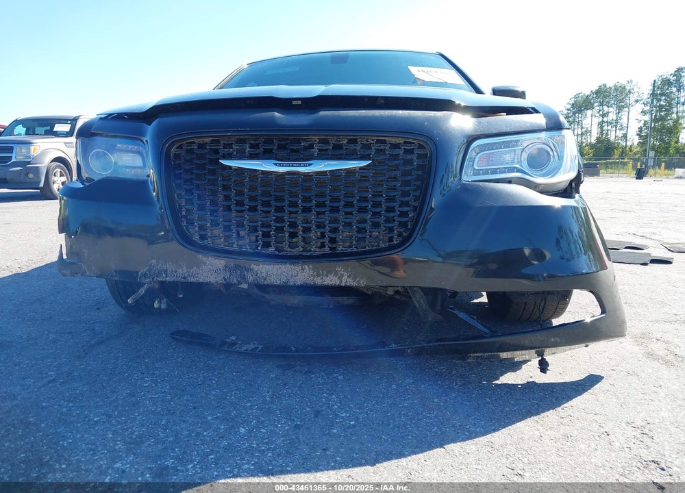 2018 CHRYSLER 300 300S AWD VIN: 2C3CCAGG3JH146245