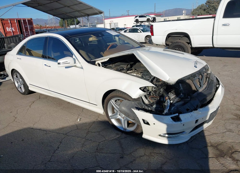 2010 MERCEDES-BENZ S 550 VIN: WDDNG7BB4AA346871