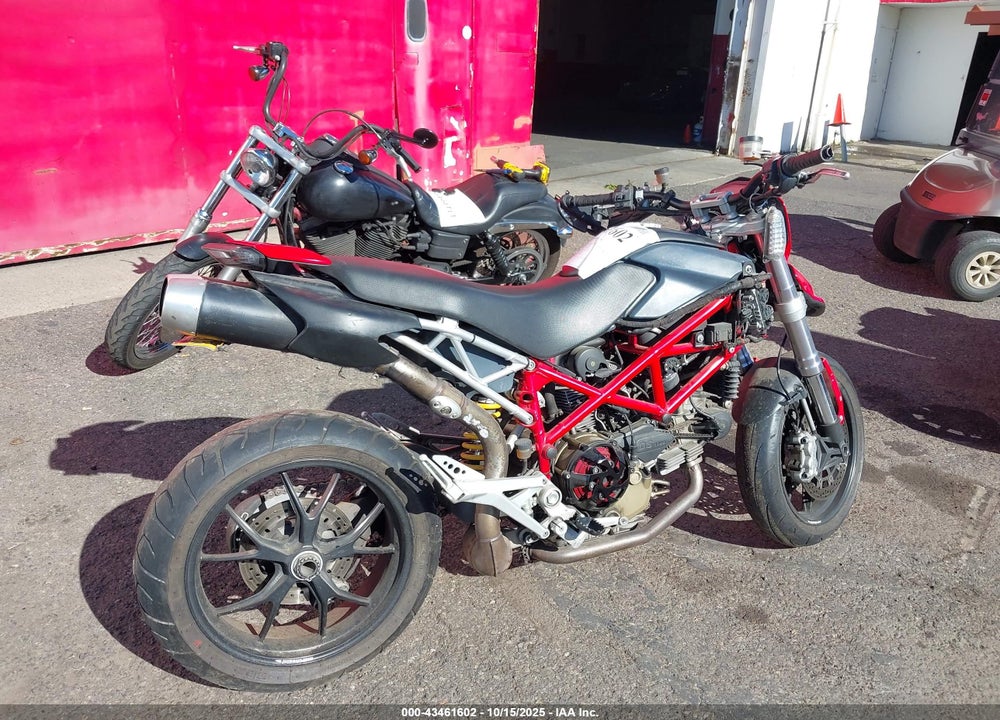 2008 DUCATI HYPERMOTARD 1100/S VIN: ZDM1YACP08B005957