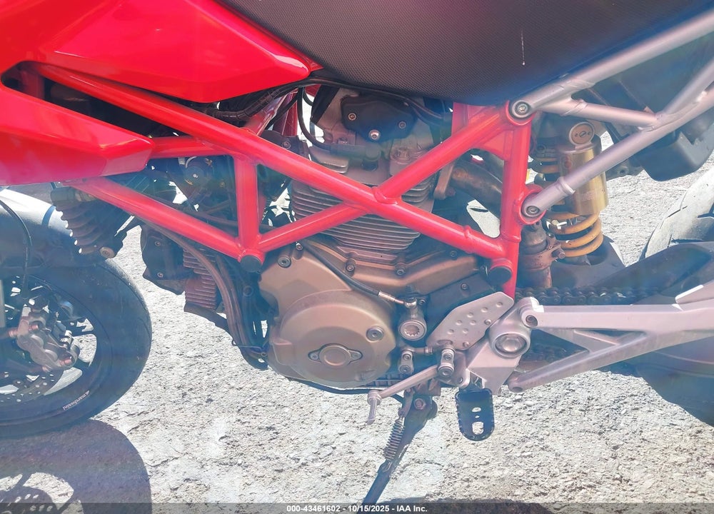 2008 DUCATI HYPERMOTARD 1100/S VIN: ZDM1YACP08B005957