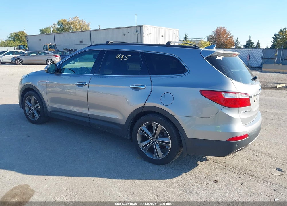 2016 HYUNDAI SANTA FE VIN: KM8SR4HF8GU135501