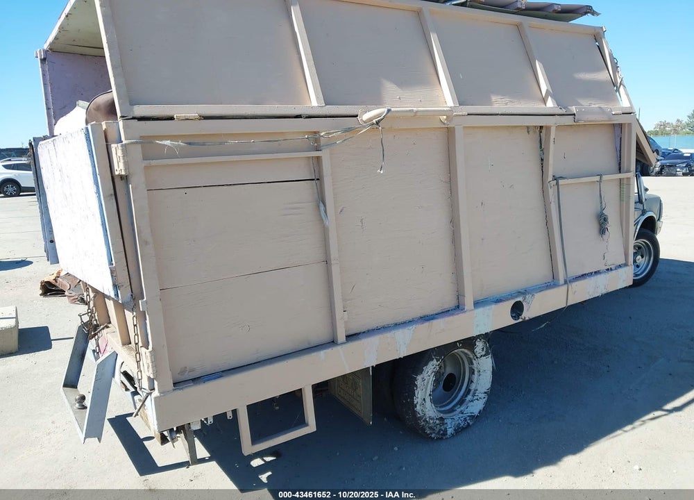 1985 NISSAN 720 CAB CHASSIS VIN: JN6ND05H9FW000820