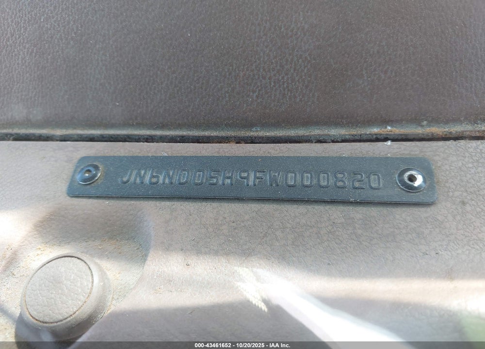 1985 NISSAN 720 CAB CHASSIS VIN: JN6ND05H9FW000820