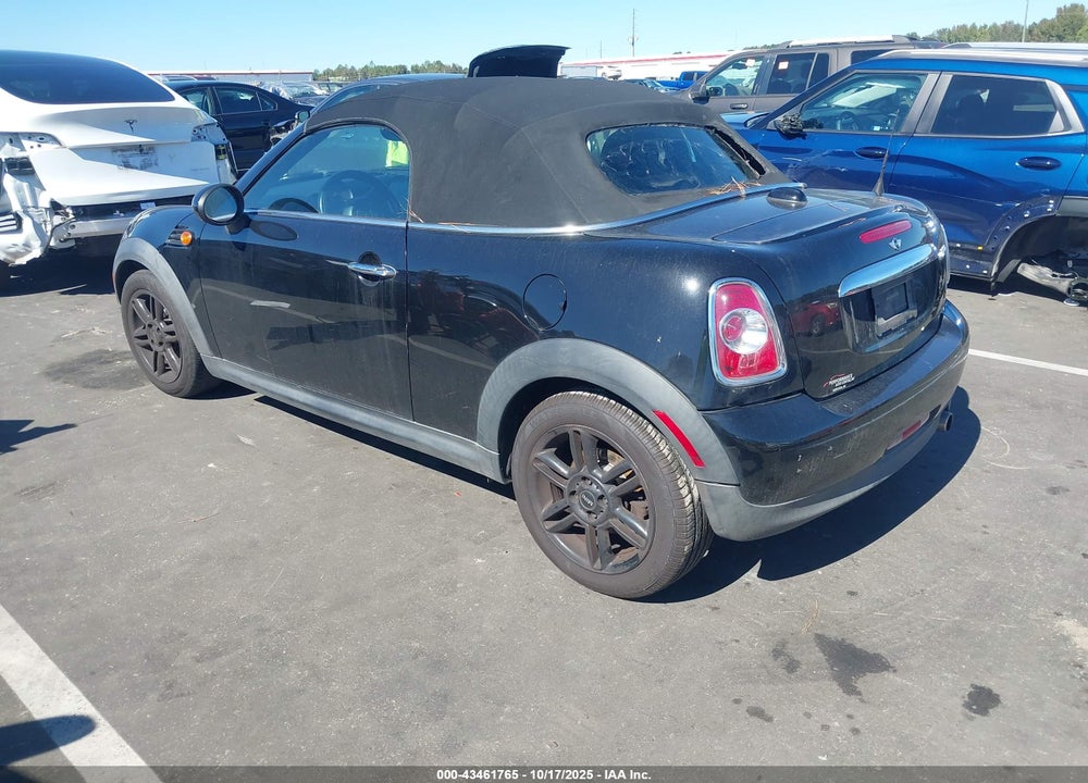 2015 MINI COOPER VIN: WMWSY1C56FT719787