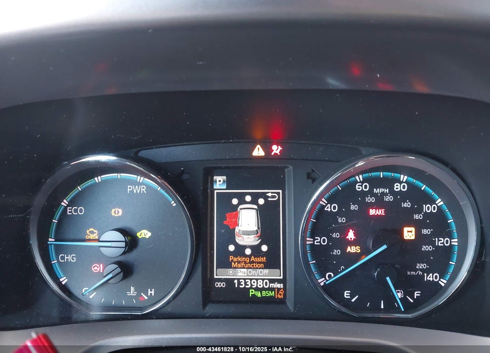 2018 TOYOTA RAV4 HYBRID XLE VIN: JTMRJREVXJD172978