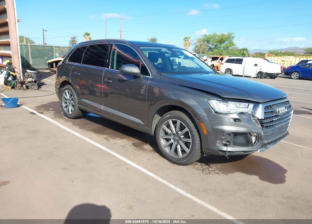 2018 AUDI Q7 3.0T PREMIUM VIN: WA1LAAF79JD045575