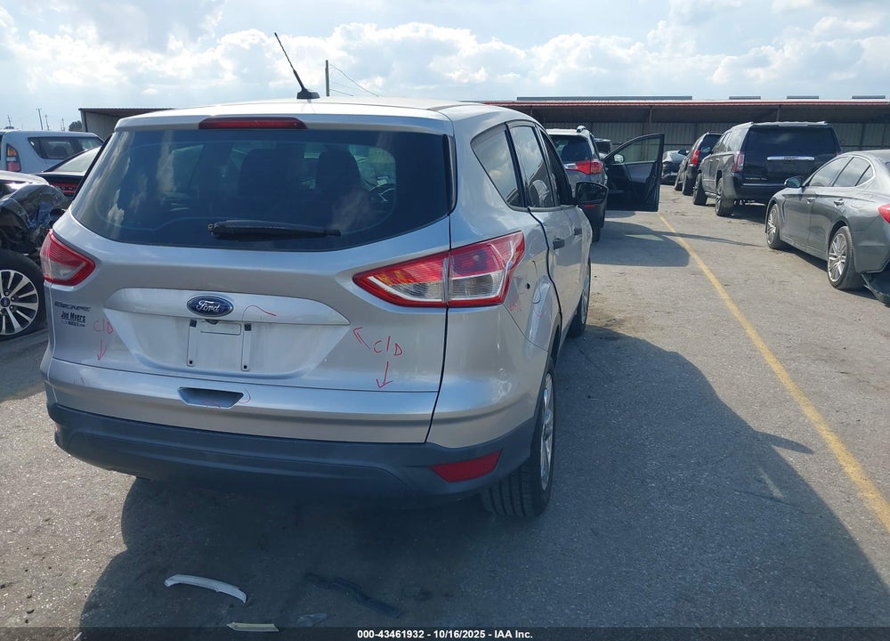 2014 FORD ESCAPE S VIN: 1FMCU0F72EUE51481