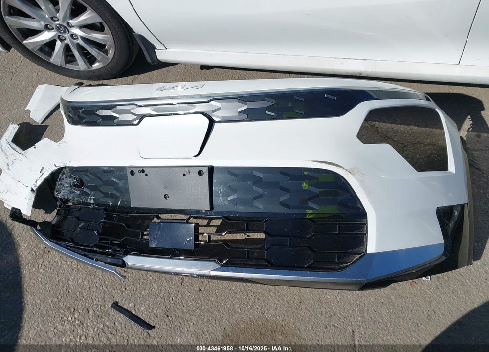 2025 KIA NIRO EV WIND VIN: KNDCR3L18S5140912