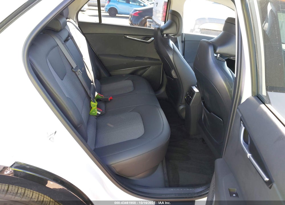 2025 KIA NIRO EV WIND VIN: KNDCR3L18S5140912