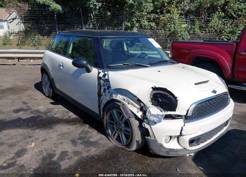 2013 MINI HARDTOP COOPER S VIN: WMWSV3C5XDT390514