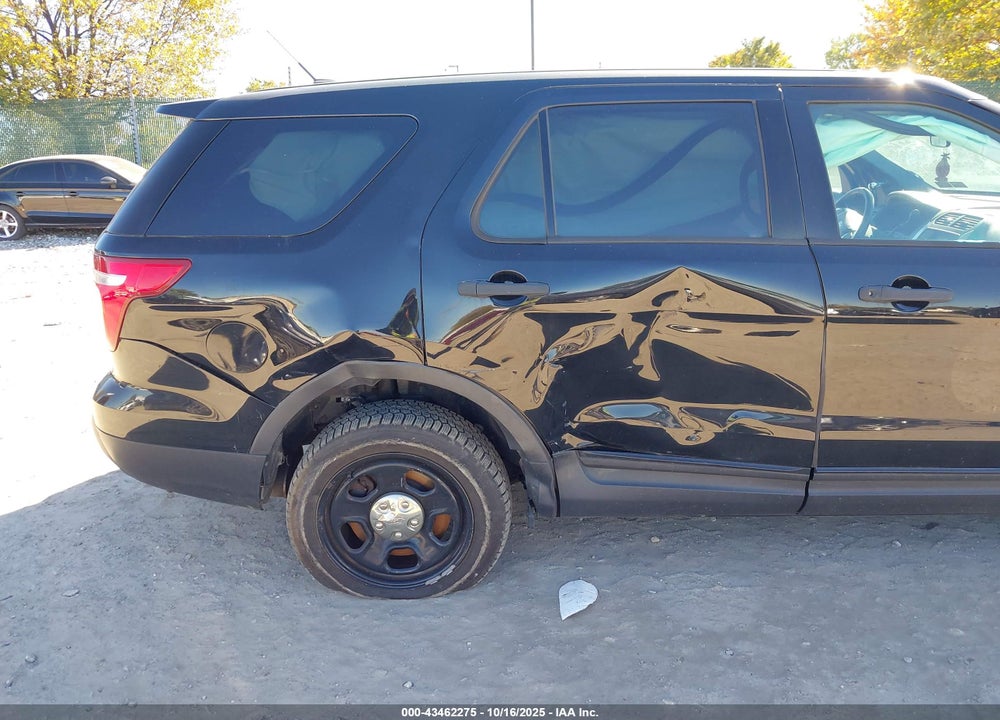 2015 FORD UTILITY POLICE INTERCEPTOR VIN: 1FM5K8AR1FGC52055