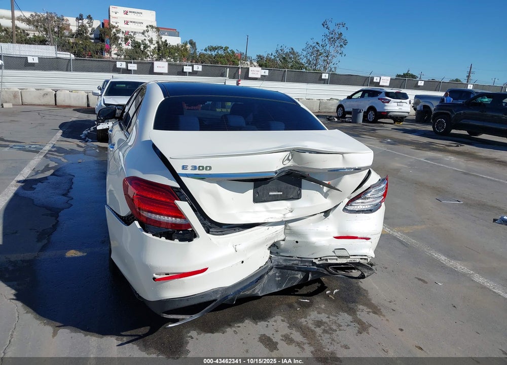 2018 MERCEDES-BENZ E 300 VIN: WDDZF4JB0JA315945