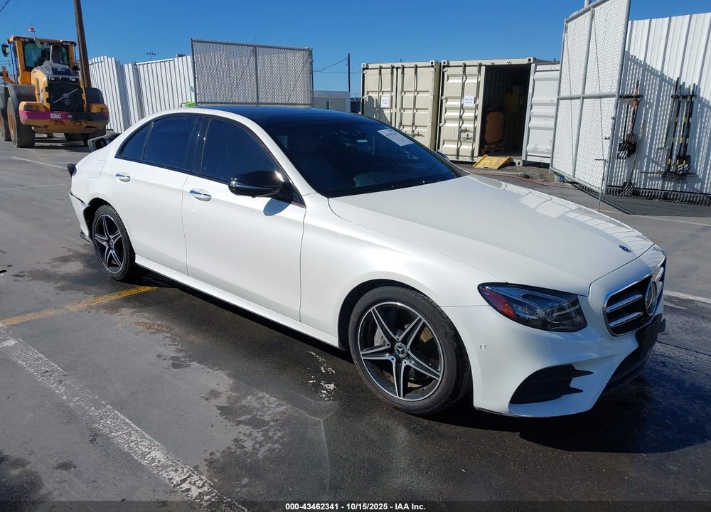 2018 MERCEDES-BENZ E 300 VIN: WDDZF4JB0JA315945