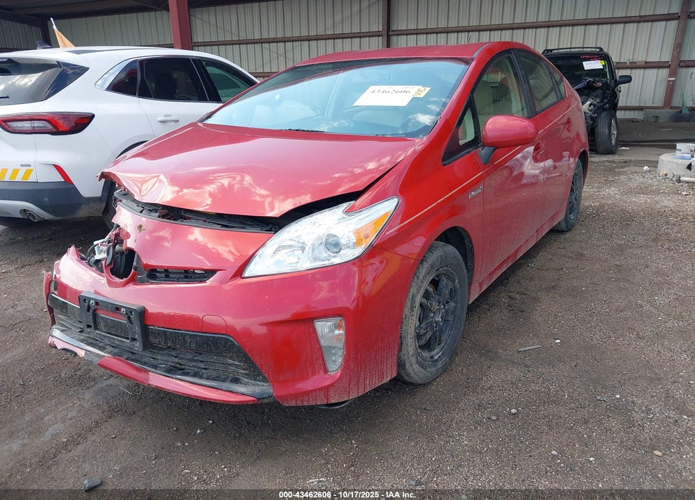 2013 TOYOTA PRIUS TWO VIN: JTDKN3DU5D5556905
