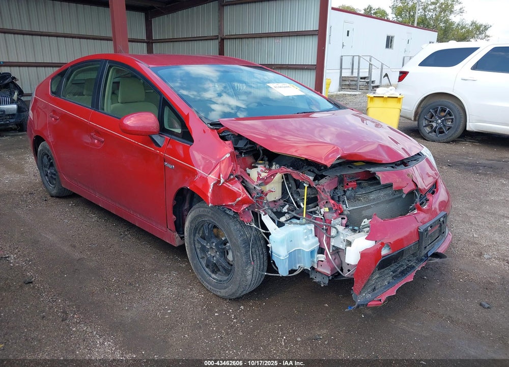2013 TOYOTA PRIUS TWO VIN: JTDKN3DU5D5556905