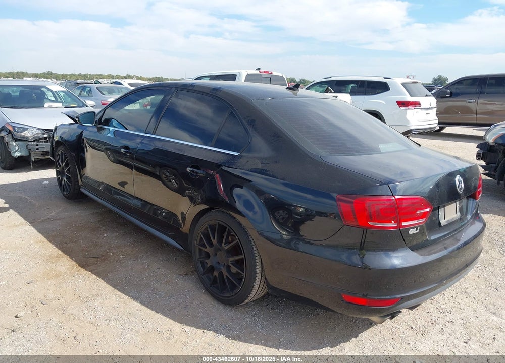 2013 VOLKSWAGEN JETTA VIN: 3VW4S7AJ2DM286526