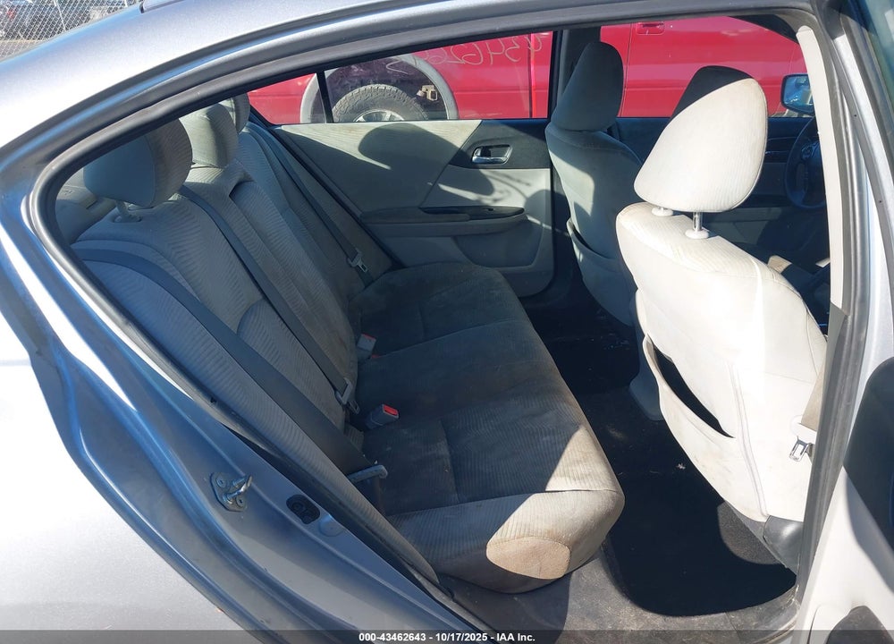 2017 HONDA ACCORD LX VIN: 1HGCR2F48HA227582