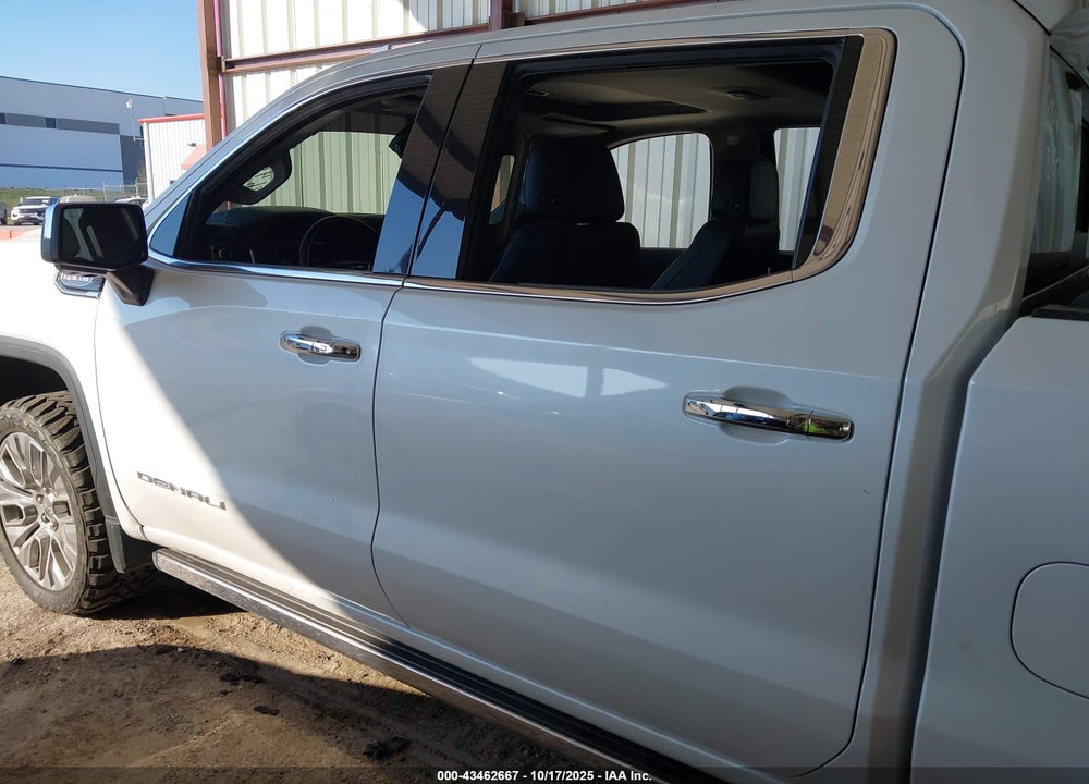 2021 GMC SIERRA 1500 4WD SHORT BOX DENALI VIN: 3GTU9FELXMG135033