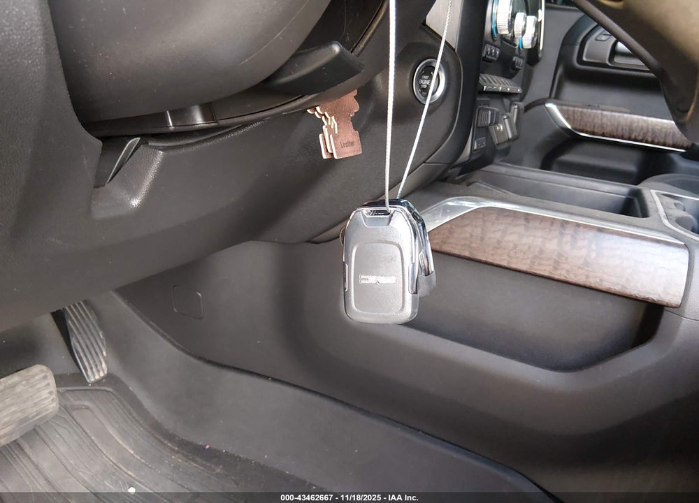2021 GMC SIERRA 1500 4WD SHORT BOX DENALI VIN: 3GTU9FELXMG135033