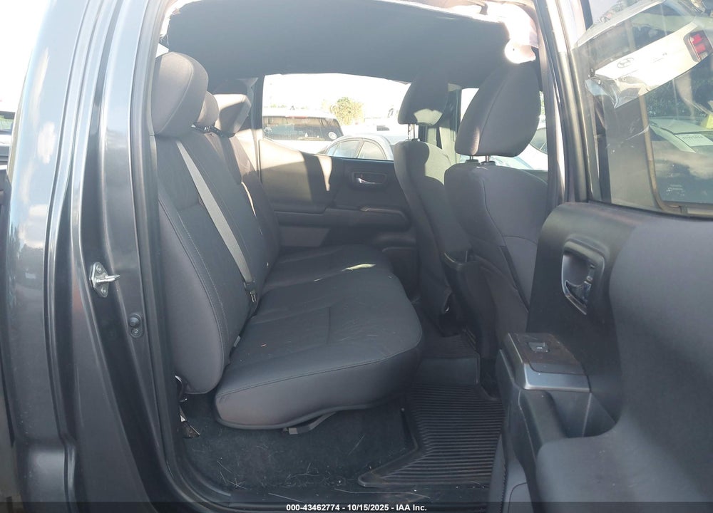 2019 TOYOTA TACOMA VIN: 3TMCZ5AN1KM210780