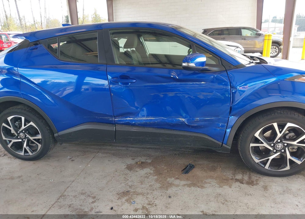 2021 TOYOTA C-HR XLE VIN: JTNKHMBX9M1108468
