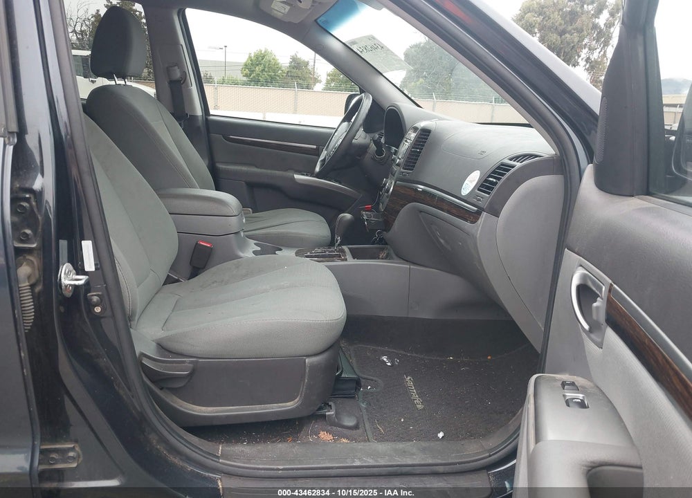 2011 HYUNDAI SANTA FE VIN: 5XYZG3AB1BG012403