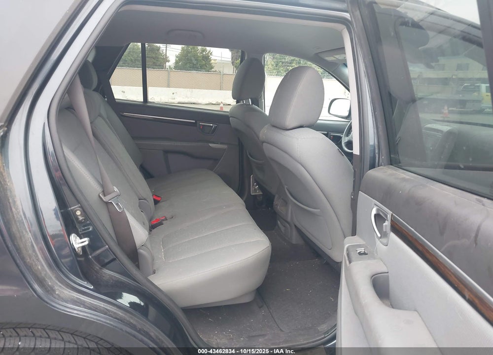 2011 HYUNDAI SANTA FE VIN: 5XYZG3AB1BG012403